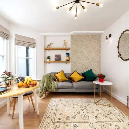 Niru Experience Urban Escape Retreat Apartment London Exterior photo