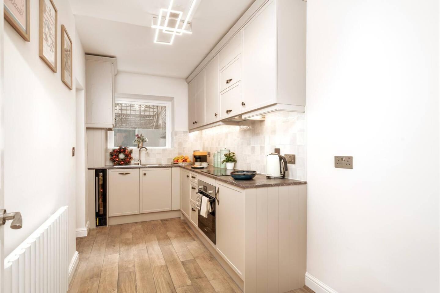 Niru Experience Urban Escape Retreat Apartment London