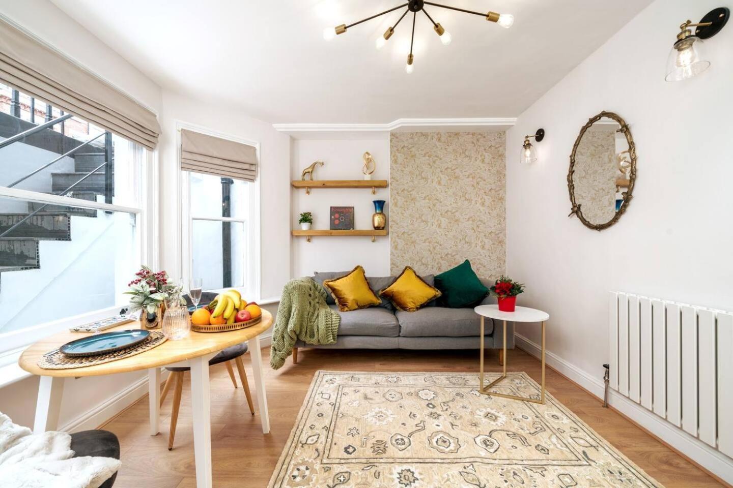 Apartment Niru Experience Urban Escape Retreat London