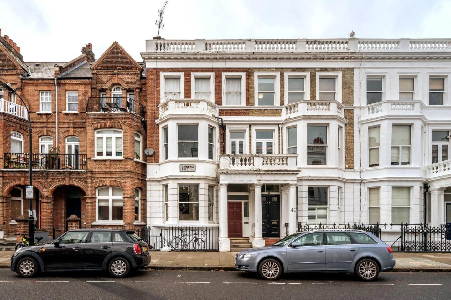 Niru Experience Urban Escape Retreat * London